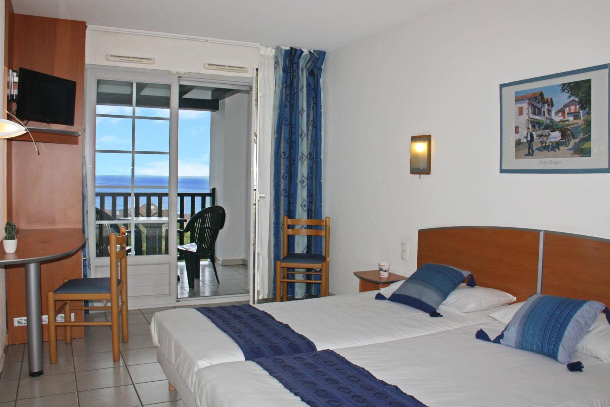 Azureva Hendaye Hotel Exterior photo